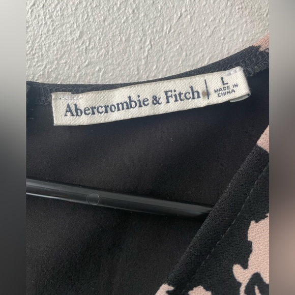 Long Sleeve Floral Dress - Abercrombie & Fitch - Size Large - Picture 4 of 4